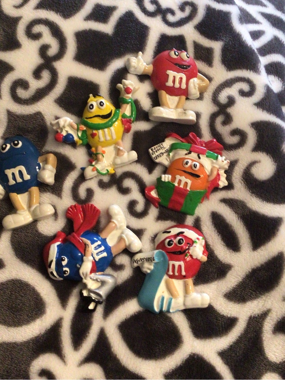 M&M'S Holiday Character Figurine Lot Magnets- Red, Blue, Yellow, Orange, White